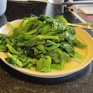 Stir-Fried Pea Sprouts