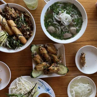 Vermicelli bowl, pho, caramelized wings   7. Caramelized Chicken Wing 20. Cm Tht G Nng