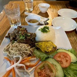 40. Grilled Pork, Shredded Pork, and Egg Patty Cm Tm, B, Ch. Tht Nng