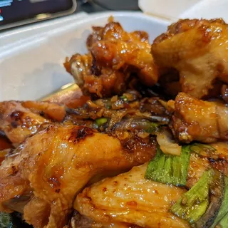 8 Crazy Wings