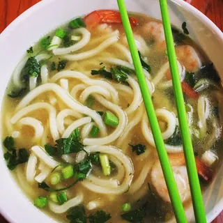 Vietnamese Kapiek Sen Noodle Soup Chao