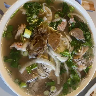 ramen and noodles, noodle dish, noodles, ramen, noodle soup, food