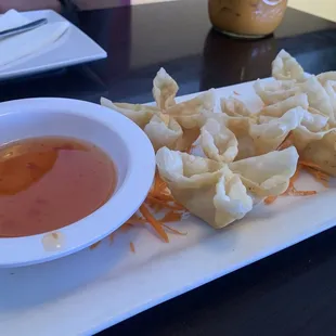 5 Pieces Crab Wontons!