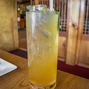 N5 Tr Chanh / Fresh Lemon Iced Tea