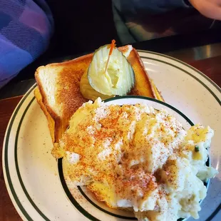 Grilled cheese with potato salad