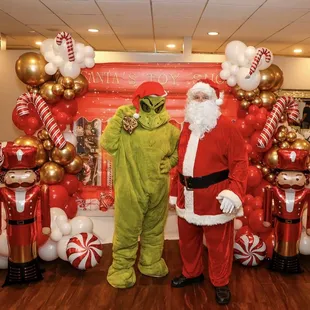 Corporate holiday event  hosted at Steven's Steakhouse venue