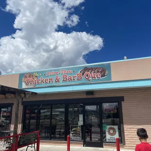 Front of Mel's restaurant