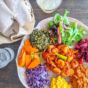 Vegetarian platter with shrimp tibs added IG: @sherryeatworld