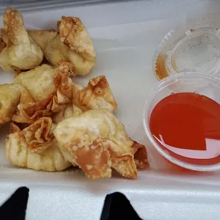 Cream cheese puffs/wontons
