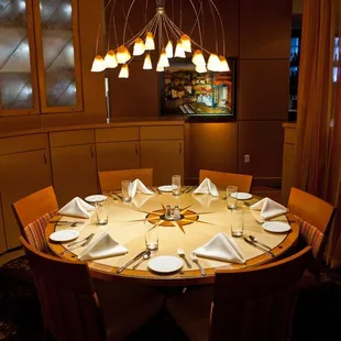 Captain&apos;s Table in Dining Room