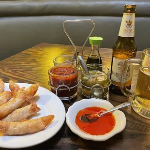 Jazzed it up with an order of Shrimp rolls and they did not disappoint... yummy and crunchy!