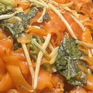 Vegan Pad Thai (vegetables, no peanuts, half pad see ew flat rice noodles half pad thai thin noodles)