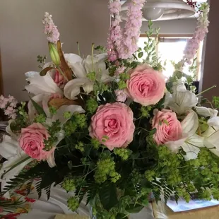 This anniversary bouquet was taken after it was a week old! I was so amazed at how beautiful it still looked!