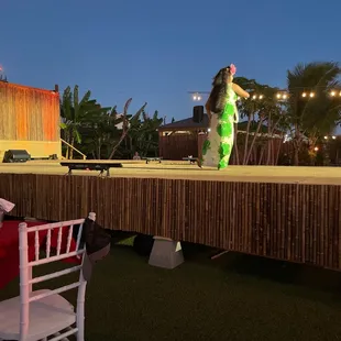 Beautiful hula dancer while we enjoy dinner