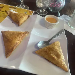 Veggie, beef, and chicken samosa.