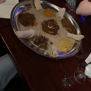 Three meat, three veggie platter! Lip smacking hood!