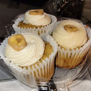 Bananas Nut cupcakes