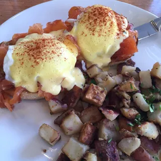 Salmon Benedict