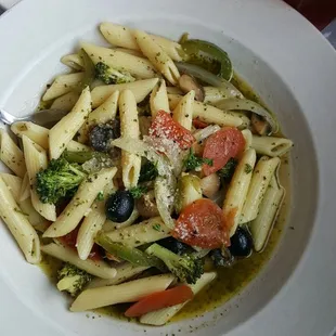 Veggie Penne Pesto.