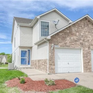Listing Sold: 13014 EVERETT Court, Kansas City, KS 66109 Priority Homes KC | Melissa Rousselo | 816.830.4336 | priorityhomeskc.com