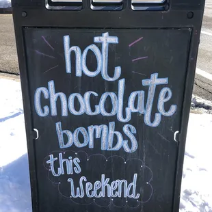 Please put this inside when you are CLOSED!