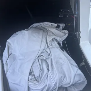 Boat cover included that doesn't fit