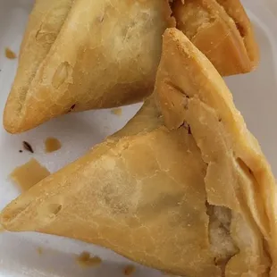 Crispy, Soft, so Flavorful Veggie Samosas