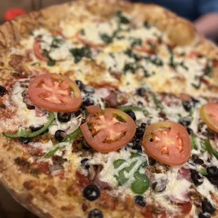 Mix pizza , half "white pizza" and half House special".