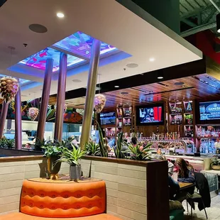 waffles, interior