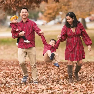 Book Your Fall Mini Session: https://sessionl.ink/melodi_photography