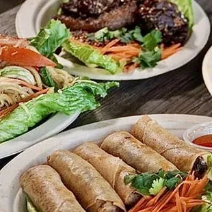 Spring egg roll, sautéed beef platter.