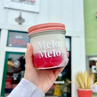 Strawberry purée coconut