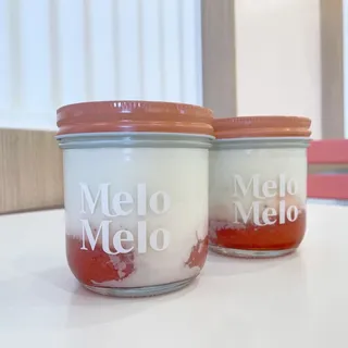 Strawberry Coconut Jelly