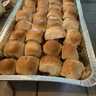 Extra pulled-pork sliders, yum!