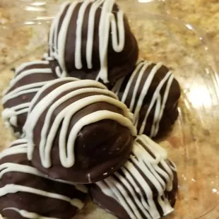 Gluten free peanut butter balls