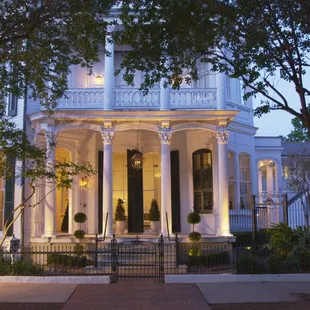 Front of the mansion at night