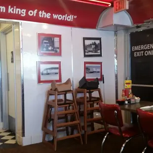 ramen and noodles, interior