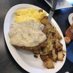 Country fried steak, Hashbrowns and eggs