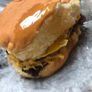 Double cheeseburger plain