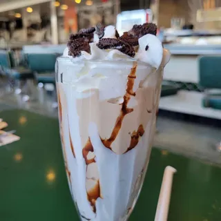 Lana Del Rey Shake
