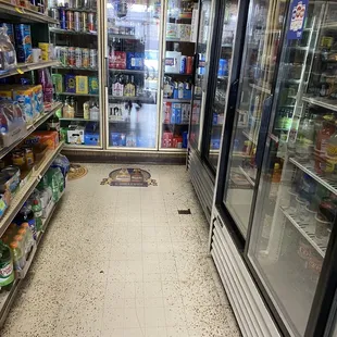 a grocery store aisle