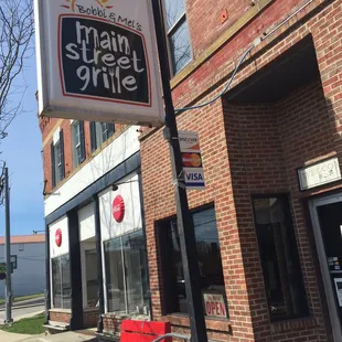 a sign for the restaurant