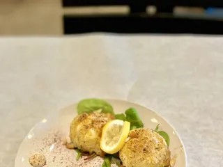 The Roads Bistro