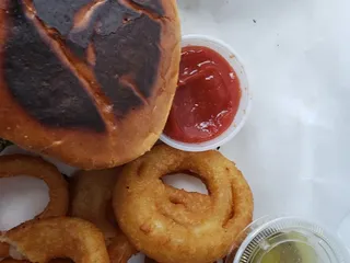 Judys Pub & Eatery