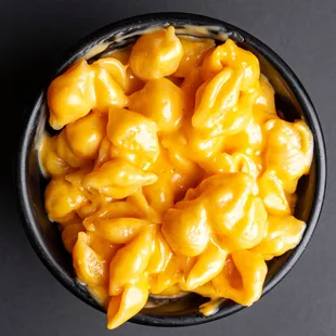 a bowl of macaroni and cheese