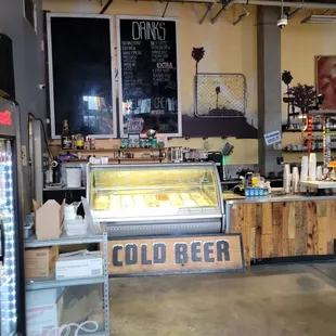 Ice cream, dim sum, and bar all in one!!