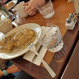 1 Vegan Biscuit & Gravy