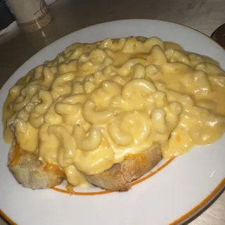 MeltSO Mac + Cheese