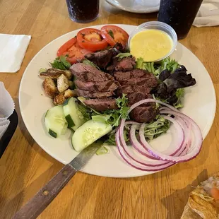 Steak salad