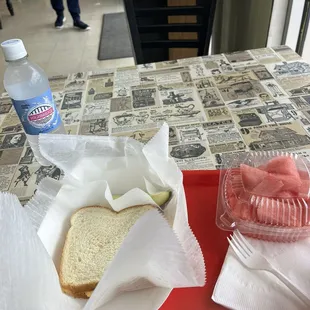 Melton's Deli